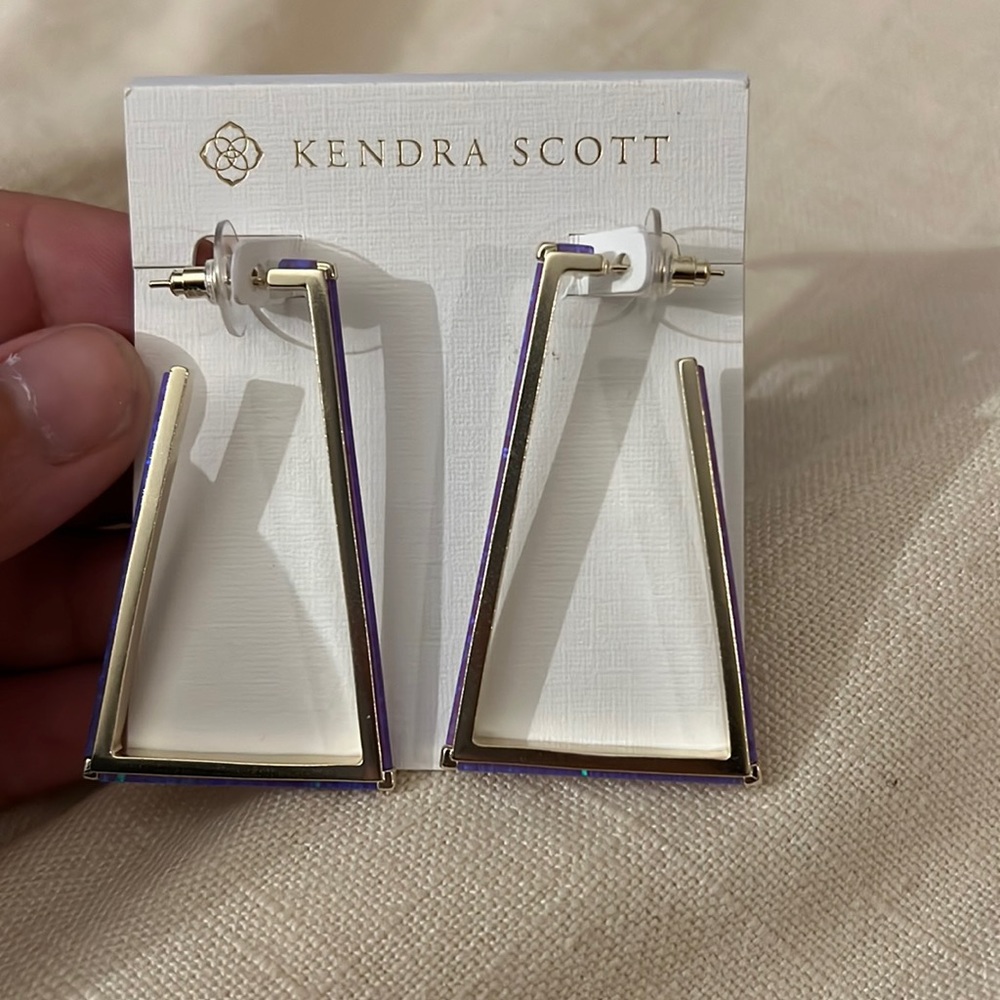 Easton Hoop Earrings in Bright Silver/Lavender Opal - Kendra Scott